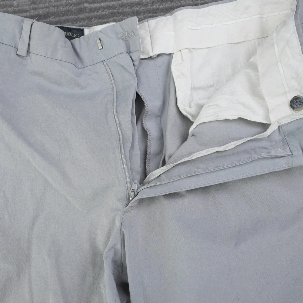 Banana Republic Dress Pants Men Light Gray Cotton Made in Italy 30R‎ (28x28.5)